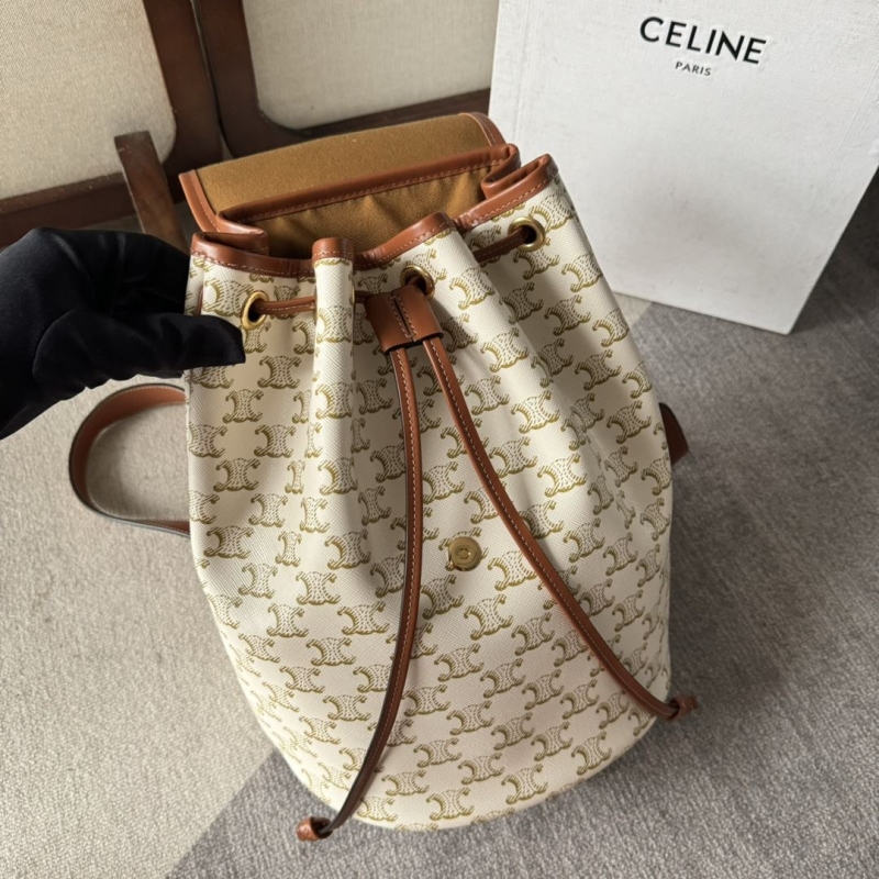 Ce1i*e triomphe bags